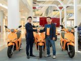 ahamove mua 200 xe vinfast feliz s để làm dịch vụ xe máy điện đầu tiên